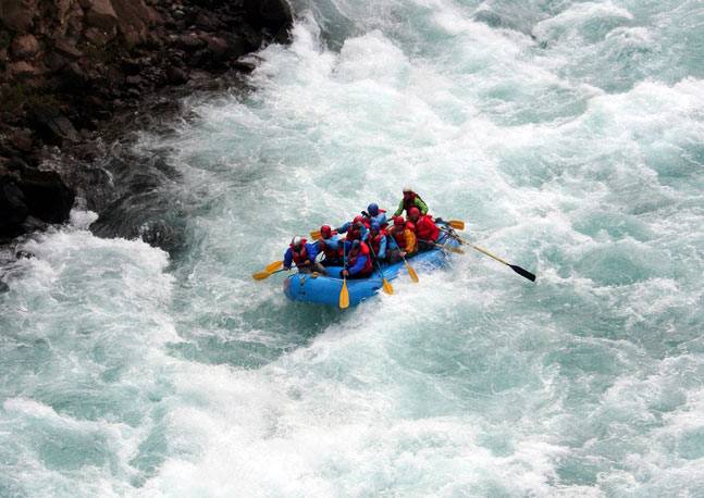 river rafting in rishikesh