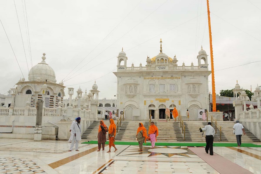 panj takht tour