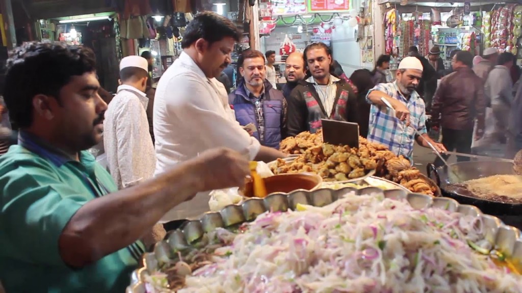street food in Old Delhi