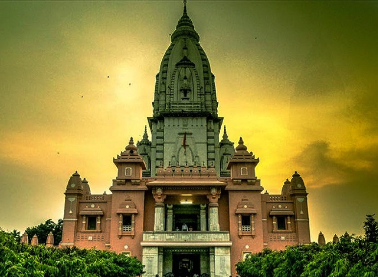 Kashi Vishwanath Temple, Varanasi, India 
