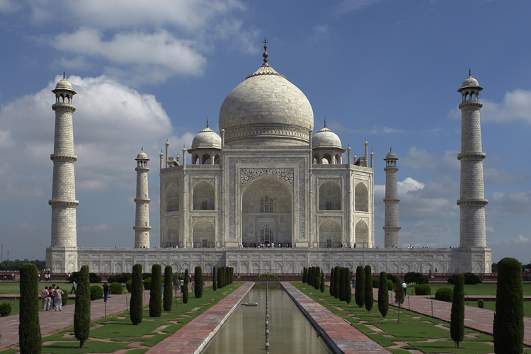 Taj_Mahal,_Agra,_India_edit3
