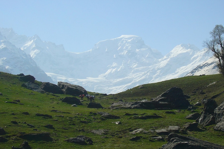 Trek to Mount Deo Tibba Peak