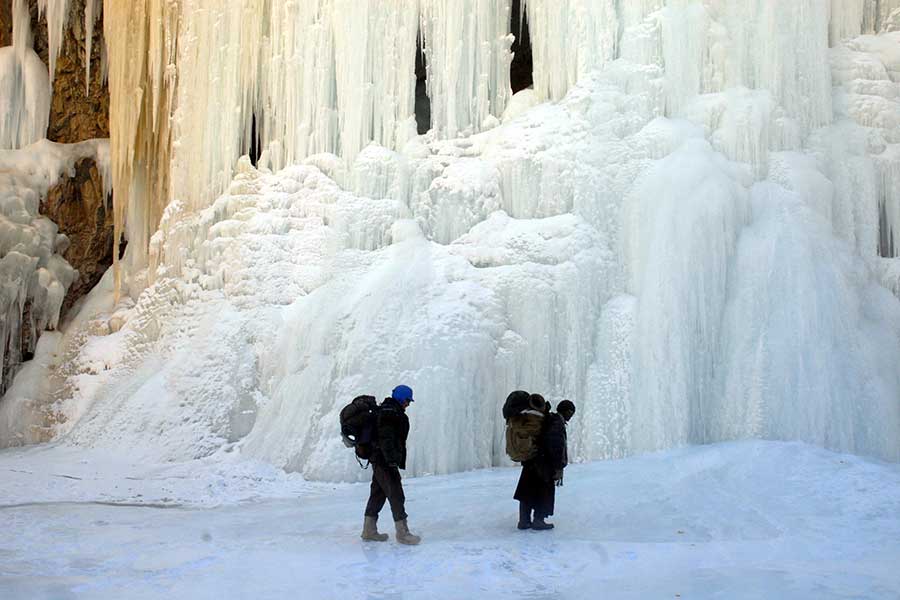 Frozen Waterfall Chadar Trek