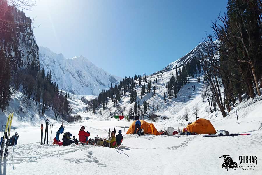 best treks from manali