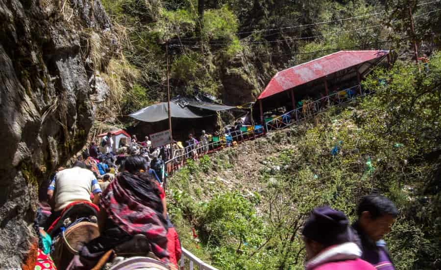 yamunotri trek starts from