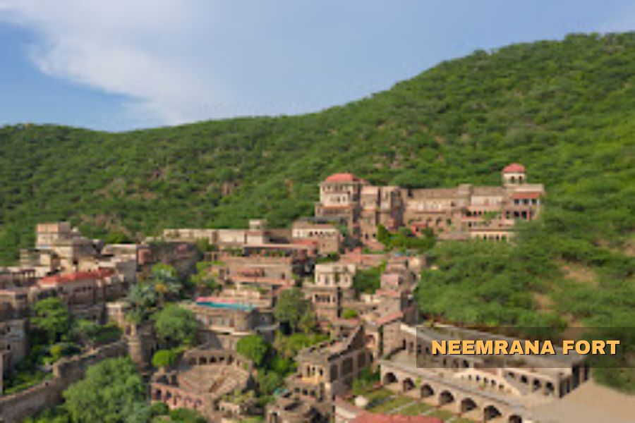 Neemrana Fort - Tourist place to visit near delhi