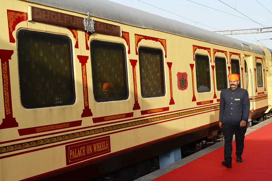 Palace on Wheels