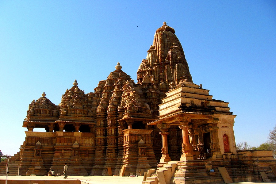 khajuraho tour and travels contact number