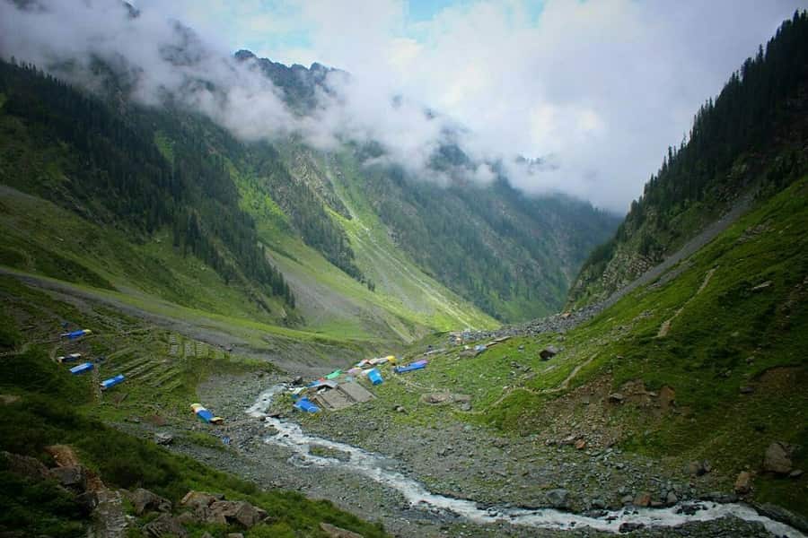 manimahesh trek starting point