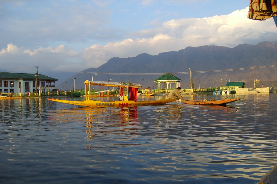 Golden Triangle with Kashmir