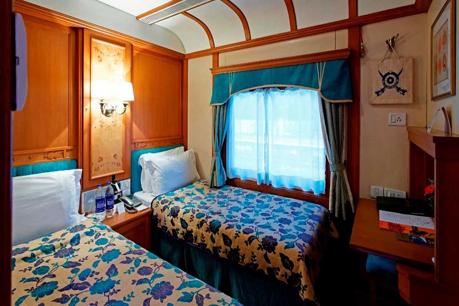 Deluxe Twin Cabin