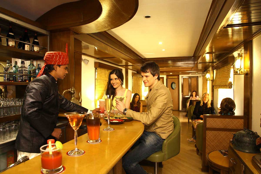 Onboard Bar - Maharajas Express