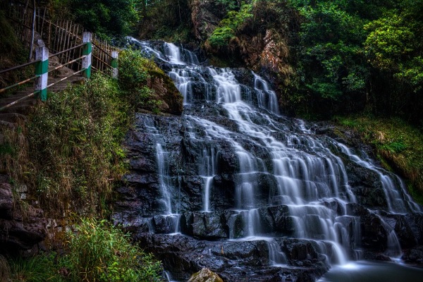 meghalaya family tour packages